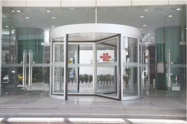 Hotel Revolving Door